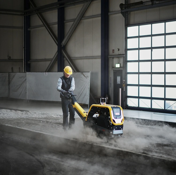 Zagęszczarka rewersyjna WACKER NEUSON DPU 5260 Hehp - zdjęcie 2