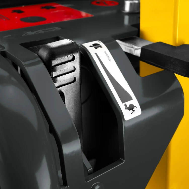 Zagęszczarka rewersyjna WACKER NEUSON BPU 3050A - zdjęcie 6